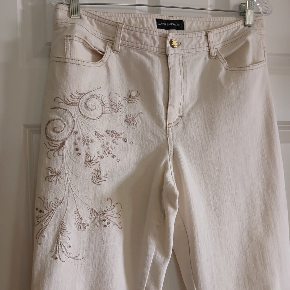 Dana Buchman Embroidered Floral Winter White Ivory Textured Denim Jeans Pants 10 - Picture 3 of 3